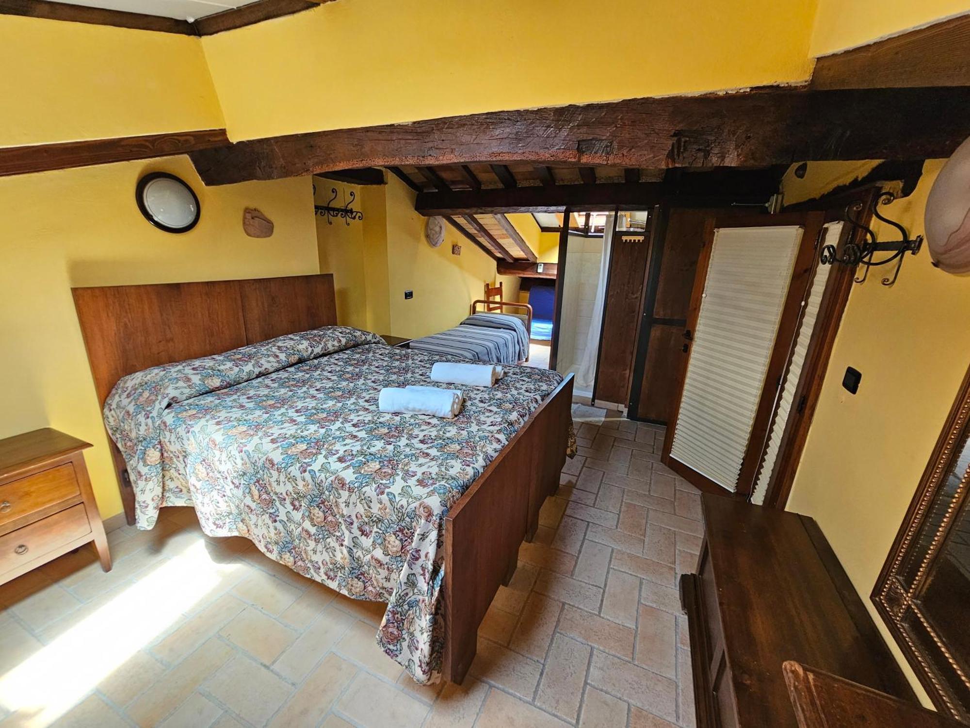 אורבניה Agriturismo Ca Serrantonio - Ferri Appartamento Rossini מראה חיצוני תמונה